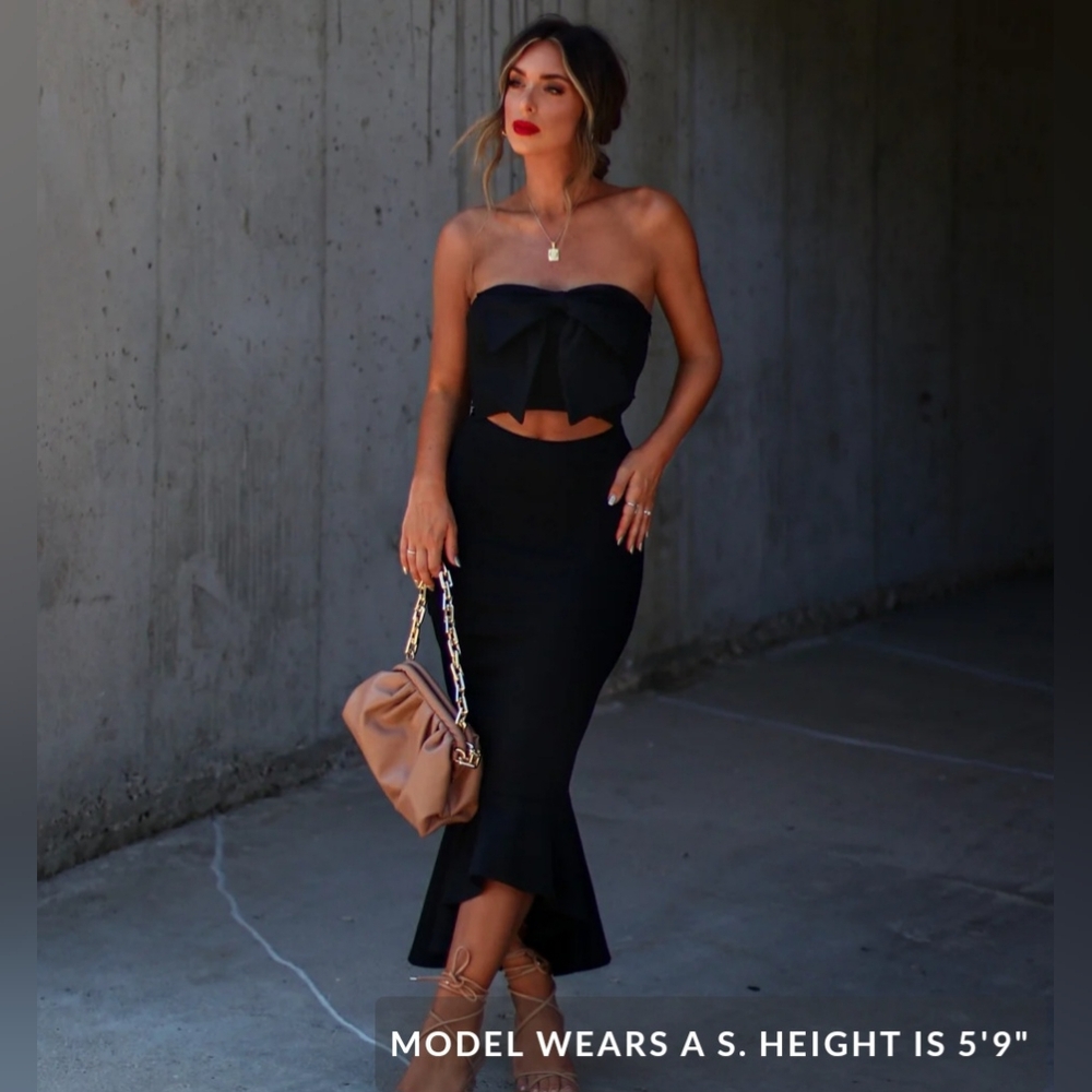 Fore Libby Strapless Cutout Ruffle Midi Dress Small